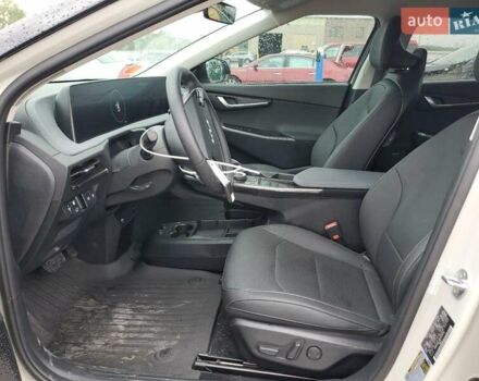 Бежевий Кіа EV6, об'ємом двигуна 0 л та пробігом 15 тис. км за 13500 $, фото 6 на Automoto.ua