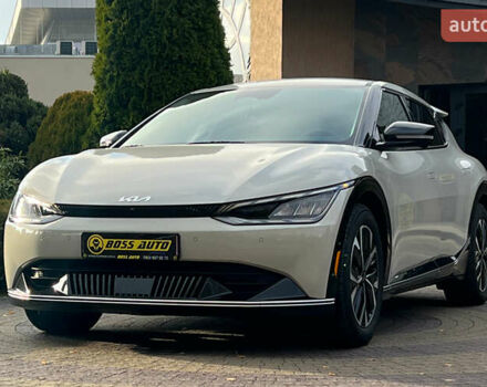 Бежевый Киа EV6, объемом двигателя 0 л и пробегом 2 тыс. км за 31850 $, фото 2 на Automoto.ua