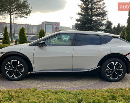 Бежевый Киа EV6, объемом двигателя 0 л и пробегом 2 тыс. км за 31850 $, фото 3 на Automoto.ua