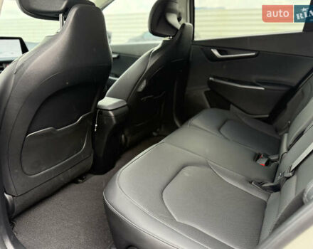 Бежевый Киа EV6, объемом двигателя 0 л и пробегом 1 тыс. км за 31850 $, фото 8 на Automoto.ua