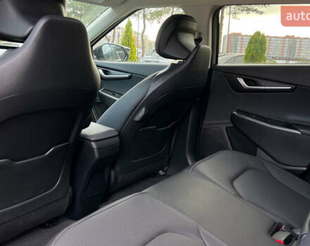 Бежевый Киа EV6, объемом двигателя 0 л и пробегом 2 тыс. км за 31850 $, фото 26 на Automoto.ua