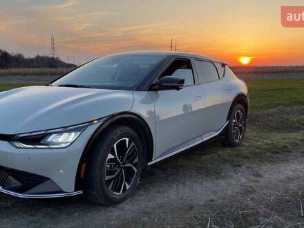 Кіа EV6 2023 у Ковель на Automoto.ua Бежевий Кіа EV6, об'ємом двигуна 0 л та пробігом 3 тис. км за 25000 $, фото 1 на Automoto.ua