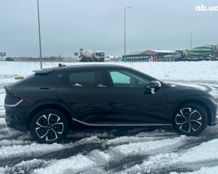Черный Киа EV6, объемом двигателя 0 л и пробегом 59 тыс. км за 25340 $, фото 10 на Automoto.ua