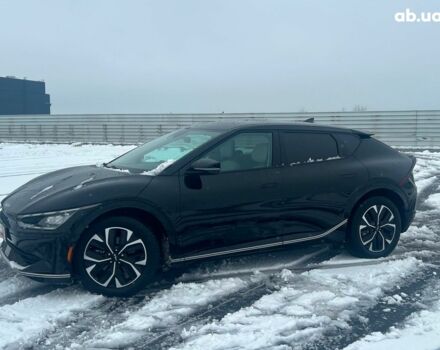 Черный Киа EV6, объемом двигателя 0 л и пробегом 59 тыс. км за 25340 $, фото 3 на Automoto.ua