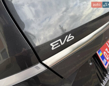 Черный Киа EV6, объемом двигателя 0 л и пробегом 54 тыс. км за 23999 $, фото 29 на Automoto.ua