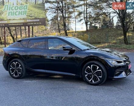 Черный Киа EV6, объемом двигателя 0 л и пробегом 94 тыс. км за 26300 $, фото 19 на Automoto.ua