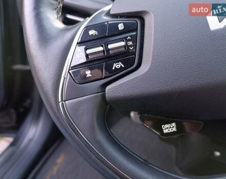 Черный Киа EV6, объемом двигателя 0 л и пробегом 191 тыс. км за 22750 $, фото 8 на Automoto.ua