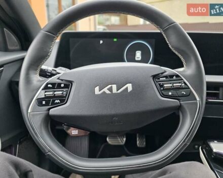 Черный Киа EV6, объемом двигателя 0 л и пробегом 49 тыс. км за 28900 $, фото 33 на Automoto.ua