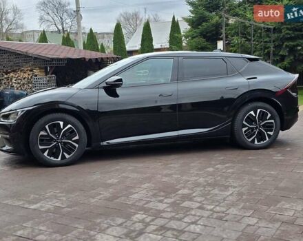 Черный Киа EV6, объемом двигателя 0 л и пробегом 49 тыс. км за 28900 $, фото 7 на Automoto.ua