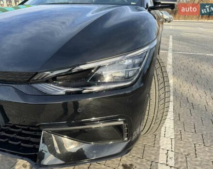 Черный Киа EV6, объемом двигателя 0 л и пробегом 80 тыс. км за 29500 $, фото 16 на Automoto.ua