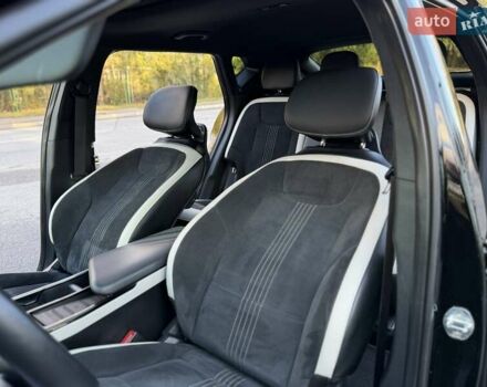 Черный Киа EV6, объемом двигателя 0 л и пробегом 94 тыс. км за 26300 $, фото 51 на Automoto.ua