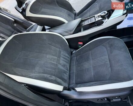 Черный Киа EV6, объемом двигателя 0 л и пробегом 94 тыс. км за 26300 $, фото 45 на Automoto.ua