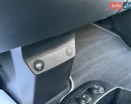 Черный Киа EV6, объемом двигателя 0 л и пробегом 83 тыс. км за 27200 $, фото 64 на Automoto.ua