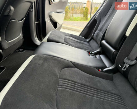 Черный Киа EV6, объемом двигателя 0 л и пробегом 54 тыс. км за 23999 $, фото 42 на Automoto.ua