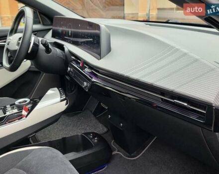 Черный Киа EV6, объемом двигателя 0 л и пробегом 49 тыс. км за 28900 $, фото 14 на Automoto.ua