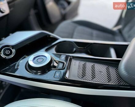 Черный Киа EV6, объемом двигателя 0 л и пробегом 94 тыс. км за 26300 $, фото 60 на Automoto.ua