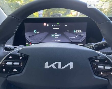 Чорний Кіа EV6, об'ємом двигуна 0 л та пробігом 16 тис. км за 39999 $, фото 34 на Automoto.ua