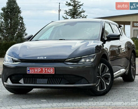 Черный Киа EV6, объемом двигателя 0 л и пробегом 54 тыс. км за 23999 $, фото 10 на Automoto.ua