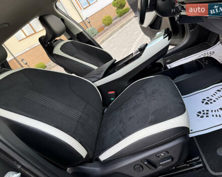 Черный Киа EV6, объемом двигателя 0 л и пробегом 54 тыс. км за 23999 $, фото 52 на Automoto.ua