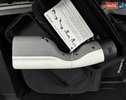 Черный Киа EV6, объемом двигателя 0 л и пробегом 80 тыс. км за 29500 $, фото 3 на Automoto.ua