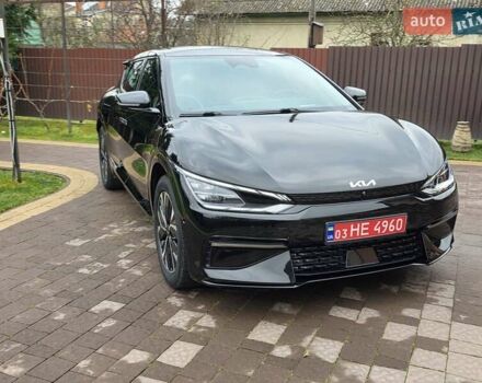 Черный Киа EV6, объемом двигателя 0 л и пробегом 49 тыс. км за 28900 $, фото 1 на Automoto.ua