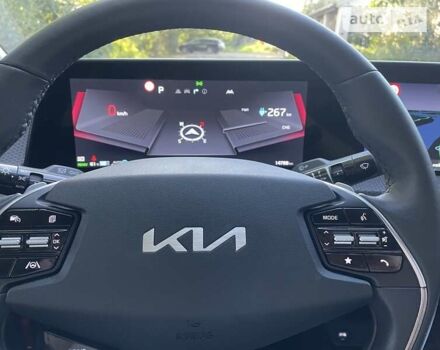 Черный Киа EV6, объемом двигателя 0 л и пробегом 16 тыс. км за 39999 $, фото 42 на Automoto.ua