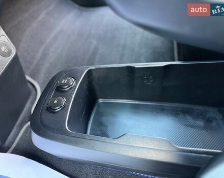 Черный Киа EV6, объемом двигателя 0 л и пробегом 83 тыс. км за 27200 $, фото 59 на Automoto.ua