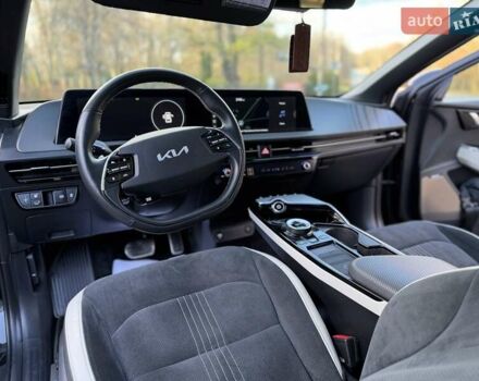 Черный Киа EV6, объемом двигателя 0 л и пробегом 83 тыс. км за 27200 $, фото 71 на Automoto.ua
