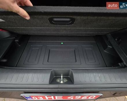 Черный Киа EV6, объемом двигателя 0 л и пробегом 49 тыс. км за 28900 $, фото 16 на Automoto.ua