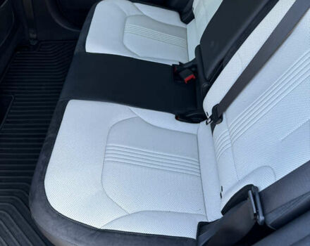 Чорний Кіа EV6, об'ємом двигуна 0 л та пробігом 30 тис. км за 29000 $, фото 33 на Automoto.ua