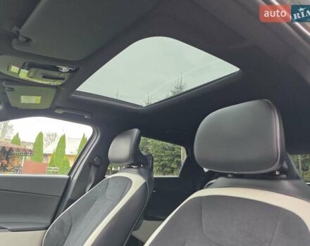 Черный Киа EV6, объемом двигателя 0 л и пробегом 49 тыс. км за 28900 $, фото 23 на Automoto.ua