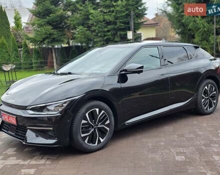 Черный Киа EV6, объемом двигателя 0 л и пробегом 49 тыс. км за 28900 $, фото 10 на Automoto.ua