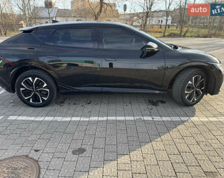 Черный Киа EV6, объемом двигателя 0 л и пробегом 80 тыс. км за 29500 $, фото 25 на Automoto.ua