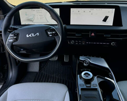 Чорний Кіа EV6, об'ємом двигуна 0 л та пробігом 30 тис. км за 29000 $, фото 35 на Automoto.ua
