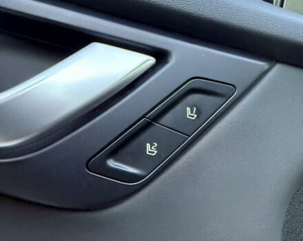 Черный Киа EV6, объемом двигателя 0 л и пробегом 129 тыс. км за 25555 $, фото 34 на Automoto.ua