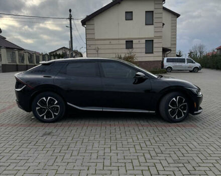 Черный Киа EV6, объемом двигателя 0 л и пробегом 78 тыс. км за 26500 $, фото 7 на Automoto.ua