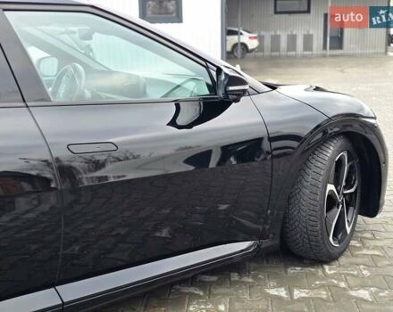 Черный Киа EV6, объемом двигателя 0 л и пробегом 55 тыс. км за 25500 $, фото 42 на Automoto.ua
