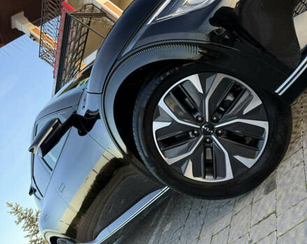 Черный Киа EV6, объемом двигателя 0 л и пробегом 59 тыс. км за 25799 $, фото 3 на Automoto.ua