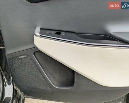 Чорний Кіа EV6, об'ємом двигуна 0 л та пробігом 92 тис. км за 28500 $, фото 11 на Automoto.ua