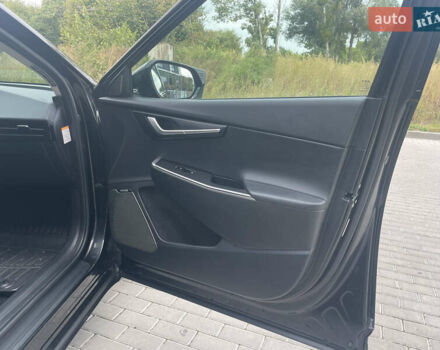 Чорний Кіа EV6, об'ємом двигуна 0 л та пробігом 59 тис. км за 25500 $, фото 90 на Automoto.ua