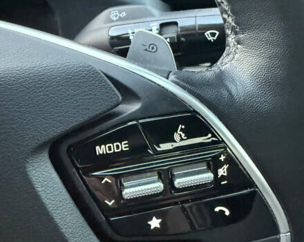 Черный Киа EV6, объемом двигателя 0 л и пробегом 129 тыс. км за 25555 $, фото 25 на Automoto.ua