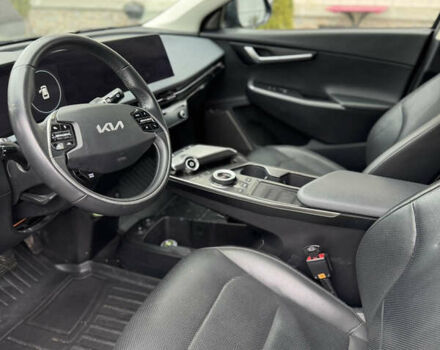 Черный Киа EV6, объемом двигателя 0 л и пробегом 55 тыс. км за 24500 $, фото 16 на Automoto.ua