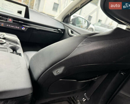 Черный Киа EV6, объемом двигателя 0 л и пробегом 123 тыс. км за 18900 $, фото 32 на Automoto.ua