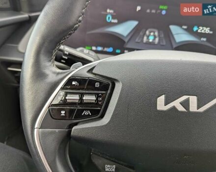 Чорний Кіа EV6, об'ємом двигуна 0 л та пробігом 92 тис. км за 28500 $, фото 9 на Automoto.ua