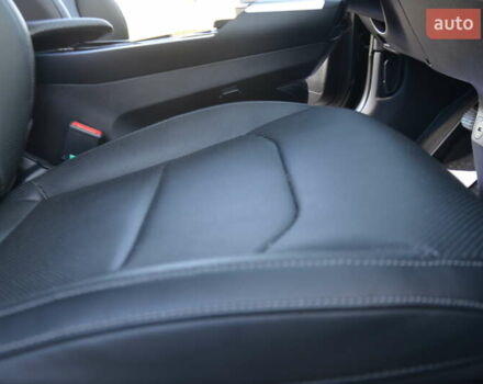 Черный Киа EV6, объемом двигателя 0 л и пробегом 79 тыс. км за 25450 $, фото 58 на Automoto.ua