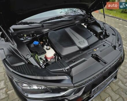 Черный Киа EV6, объемом двигателя 0 л и пробегом 55 тыс. км за 25500 $, фото 98 на Automoto.ua