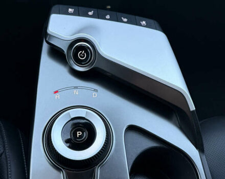 Черный Киа EV6, объемом двигателя 0 л и пробегом 129 тыс. км за 25555 $, фото 29 на Automoto.ua