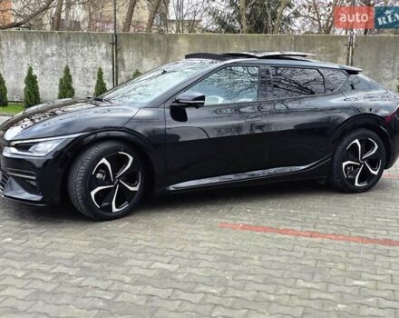 Черный Киа EV6, объемом двигателя 0 л и пробегом 55 тыс. км за 25500 $, фото 8 на Automoto.ua