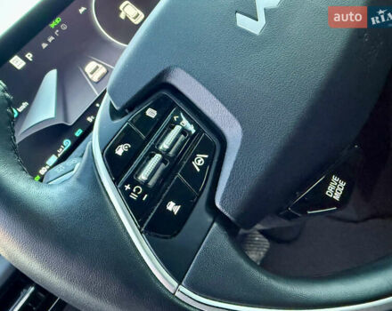 Черный Киа EV6, объемом двигателя 0 л и пробегом 129 тыс. км за 25555 $, фото 24 на Automoto.ua