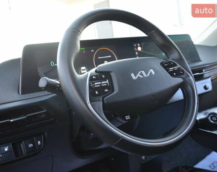 Черный Киа EV6, объемом двигателя 0 л и пробегом 79 тыс. км за 25450 $, фото 36 на Automoto.ua